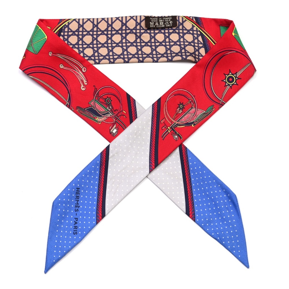 HERMES  Silk Les Voitures A Transformation Twilly Rouge Bleu Gris